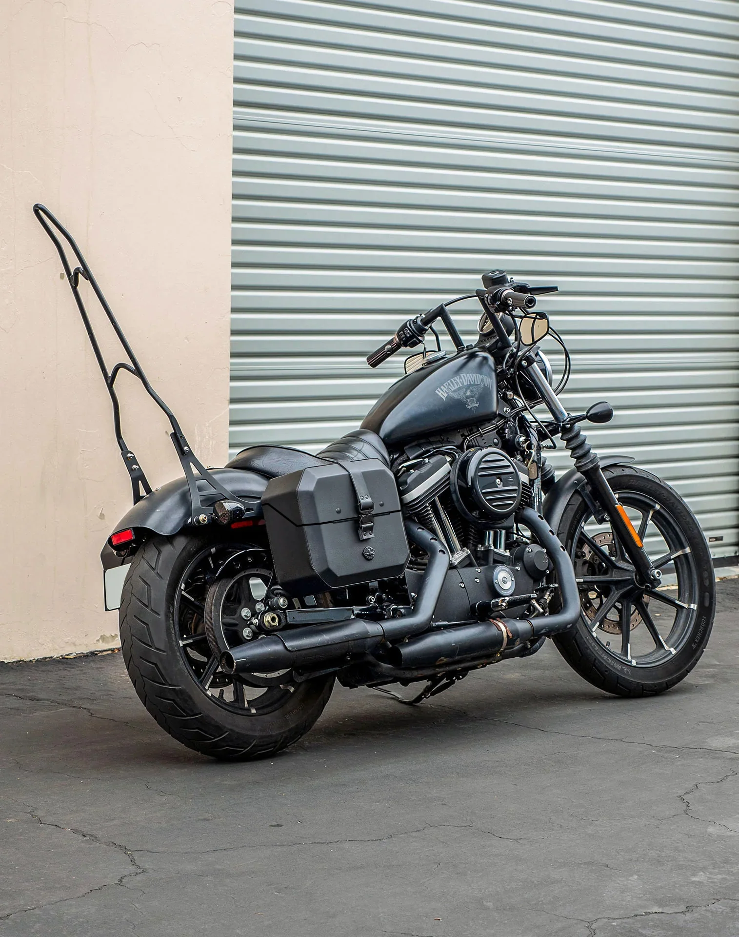 20L - Outlaw Quick-Mount Small Harley Sportster 883 Iron XL883N Leather Wrapped Hard Alforjas