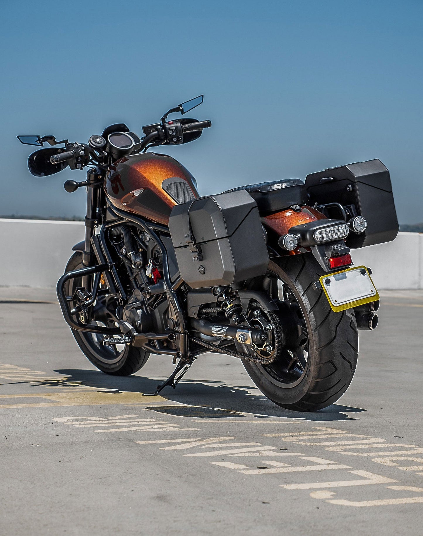 20L - Outlaw Quick-Mount Small Honda Rebel 1100 Leather Wrapped Hard Alforjas