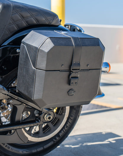 20L - Outlaw Quick-Mount Small Harley Softail Heritage FLHC/S Leather Wrapped Hard Alforjas