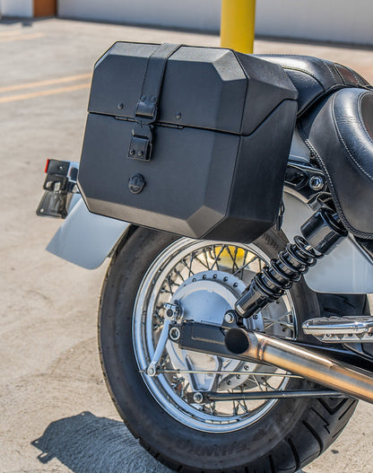 20L - Outlaw Quick-Mount Small Honda 750 Shadow Aero Leather Wrapped Hard Alforjas