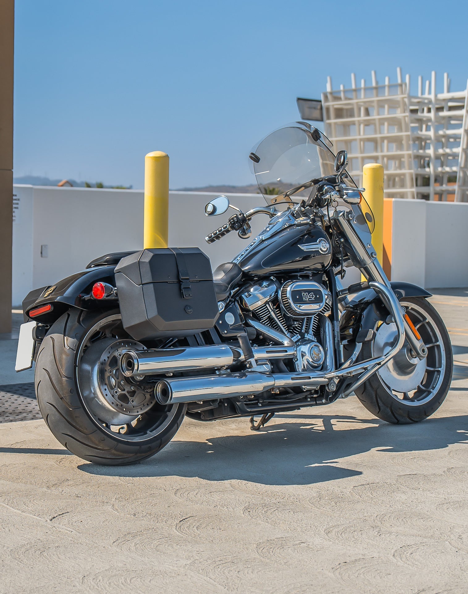 20L - Outlaw Quick-Mount Small Harley Softail Fat Boy FLFB/S Leather Wrapped Hard Alforjas