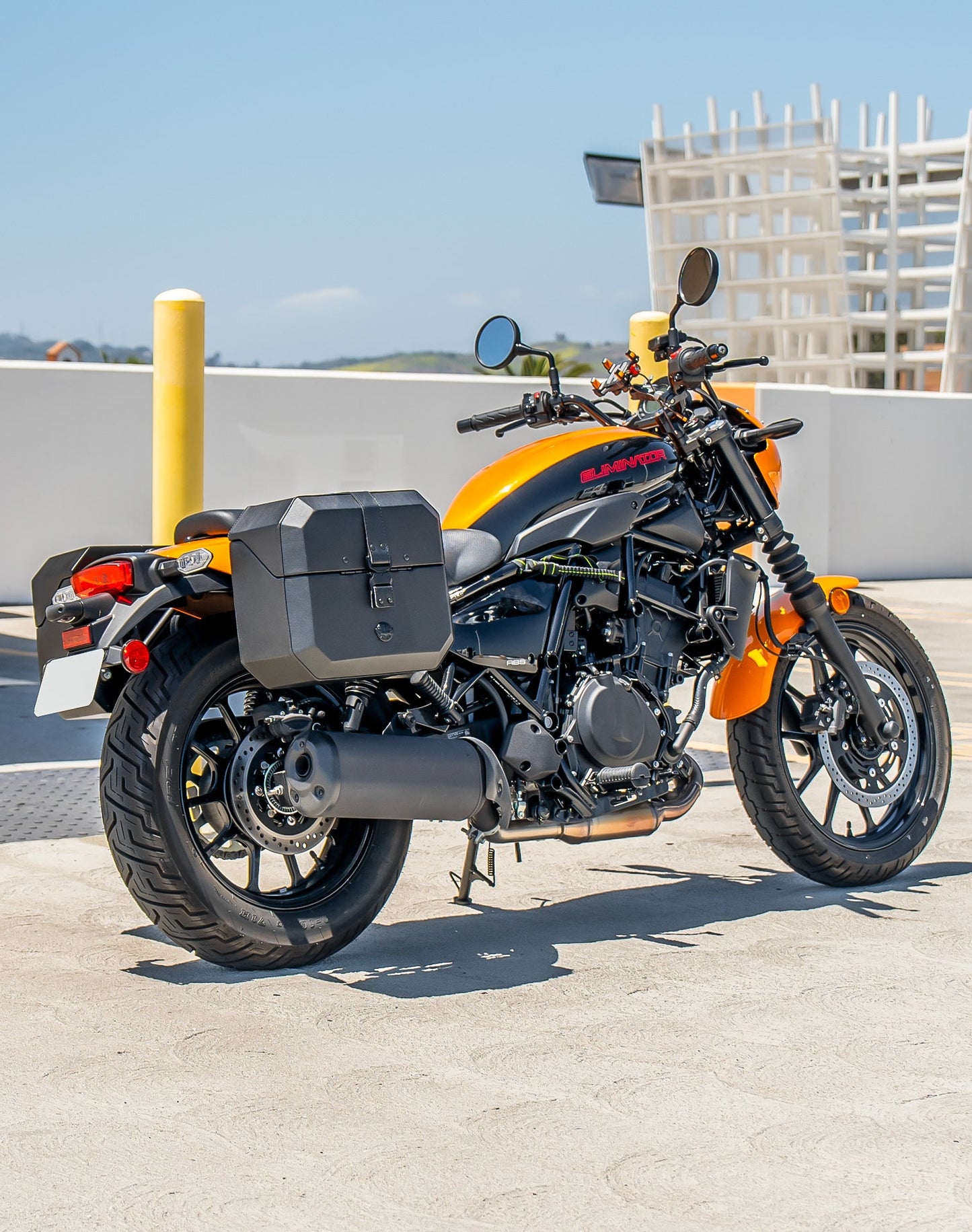 20L - Outlaw Quick-Mount Small Kawasaki Eliminator 450 Leather Wrapped Hard Alforjas