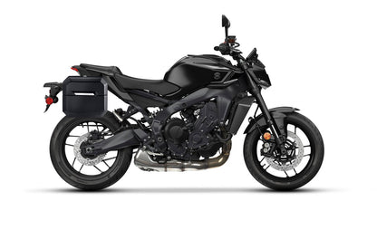 20L - Outlaw Quick-Mount Small Yamaha MT-09 Painted Hard Alforjas