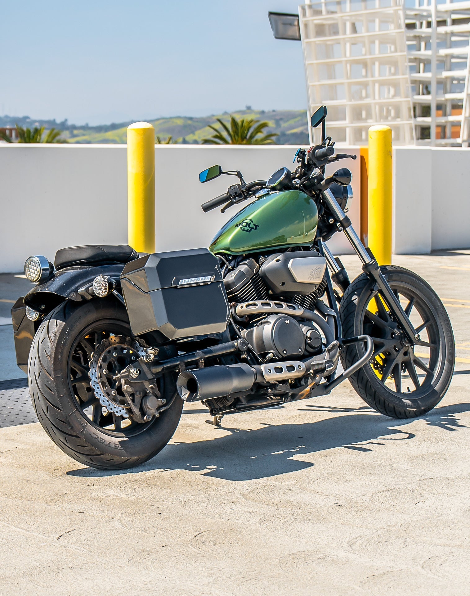 20L - Outlaw Quick-Mount Small Yamaha Bolt Specific Painted Hard Alforjas