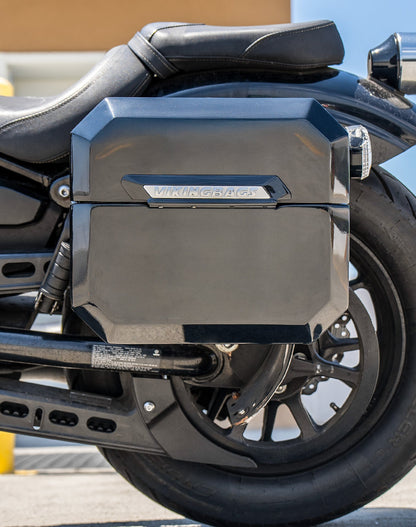 20L - Outlaw Quick-Mount Small Yamaha Bolt Specific Painted Hard Alforjas