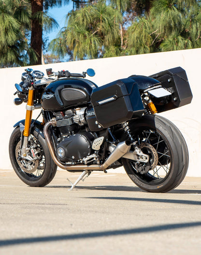 20L - Outlaw Quick-Mount Small Triumph Thruxton RS Painted Hard Alforjas