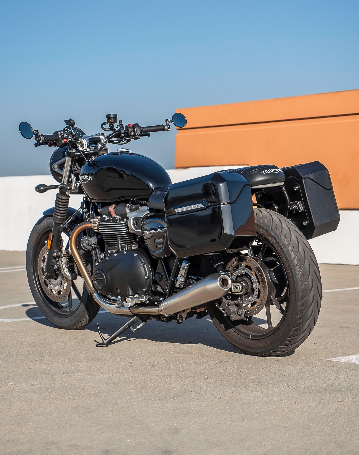 20L - Outlaw Quick-Mount Small Triumph Speed Twin 900 Painted Hard Alforjas