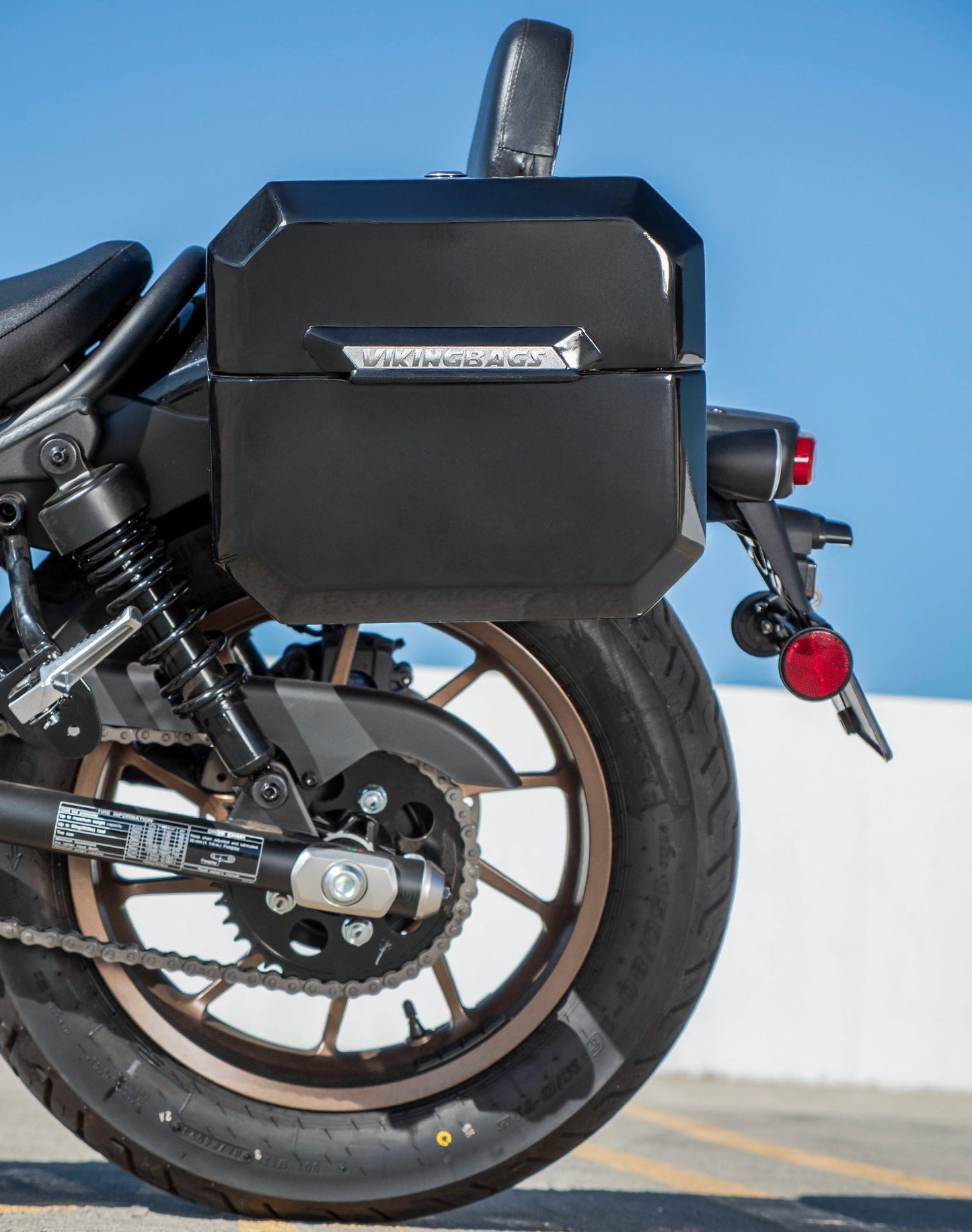 20L - Outlaw Quick-Mount Small Honda Rebel 300 Painted Hard Alforjas