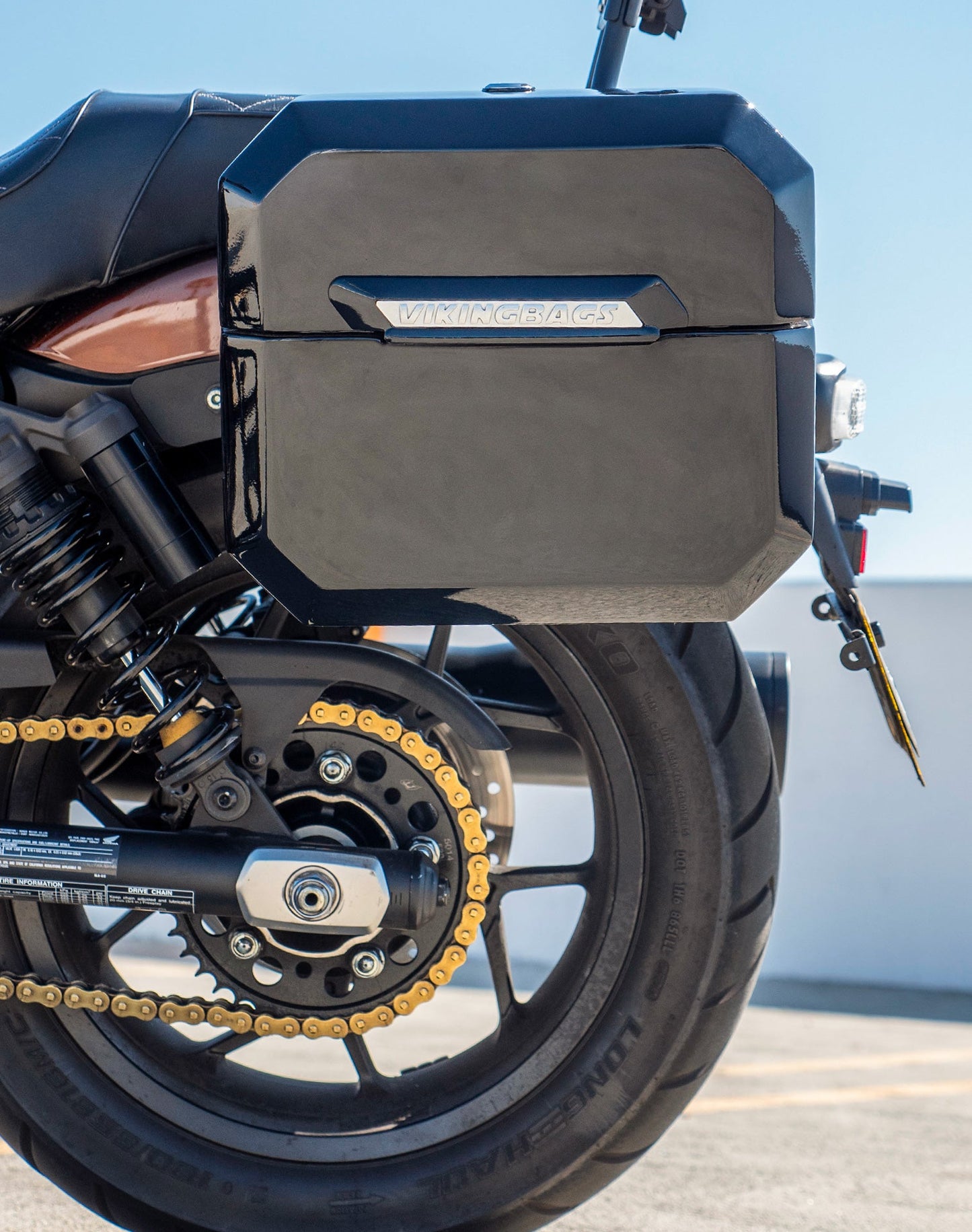 20L - Outlaw Quick-Mount Small Honda Rebel 1100 Painted Hard Alforjas