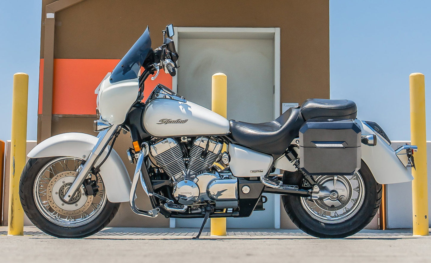 20L - Outlaw Quick-Mount Small Honda 750 Shadow Aero Painted Hard Alforjas