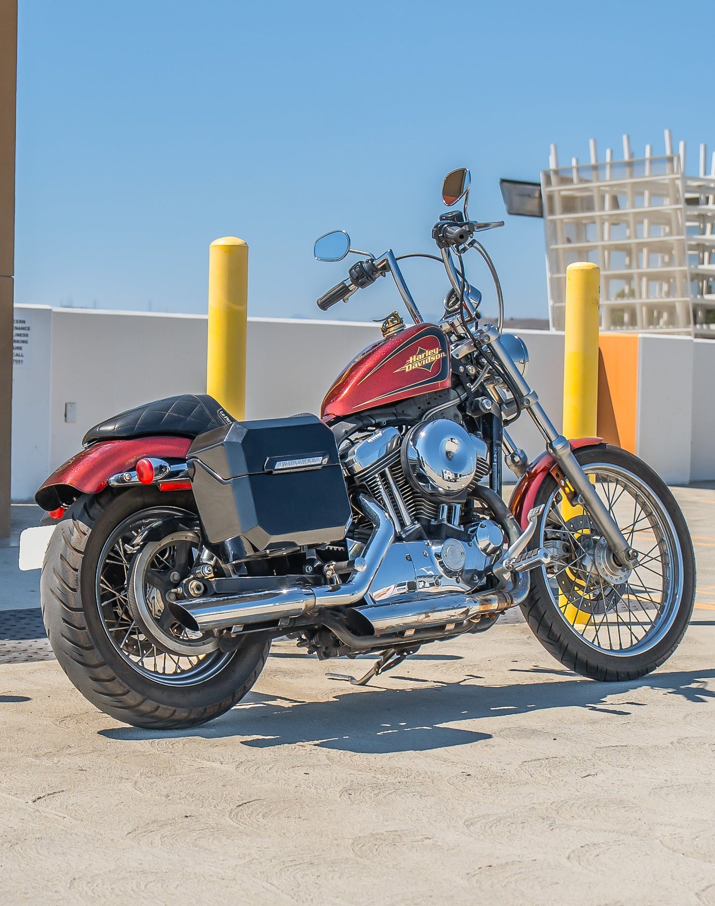 20L - Outlaw Quick-Mount Small Harley Sportster Seventy Two 72 XL1200V Painted Hard Alforjas