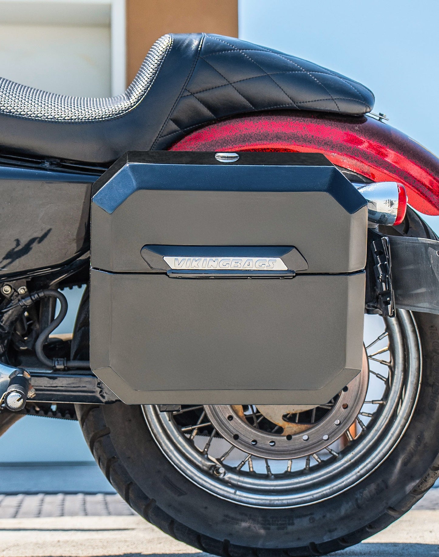 20L - Outlaw Quick-Mount Small Harley Sportster Seventy Two 72 XL1200V Painted Hard Alforjas