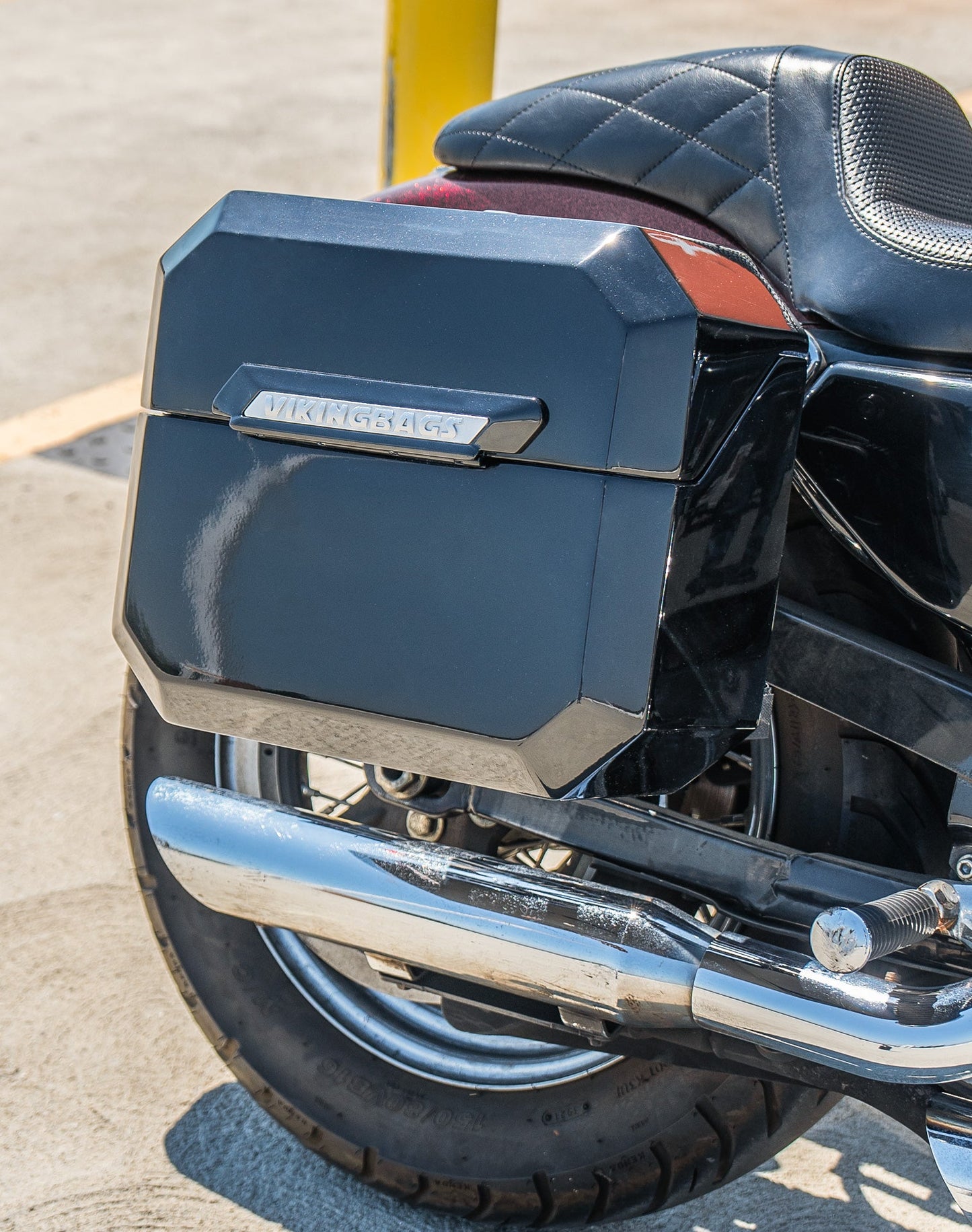 20L - Outlaw Quick-Mount Small Harley Sportster Seventy Two 72 XL1200V Painted Hard Alforjas