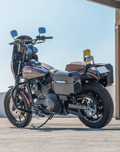 20L - Outlaw Quick-Mount Small Harley Dyna Super Glide FXD Painted Hard Alforjas
