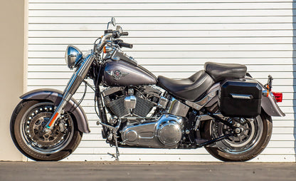 20L - Outlaw Quick-Mount Small Painted Hard Alforjas para Harley Softail Fat Boy FLSTF/I