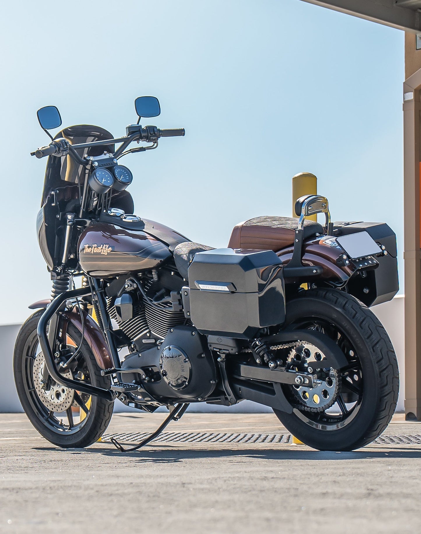 20L - Outlaw Quick-Mount Small Painted Hard Alforjas para Harley Dyna Super Glide Custom FXDC/I