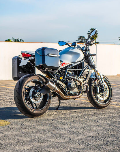 20L - Outlaw Quick-Mount Small Ducati Monster 797 Painted Hard Alforjas