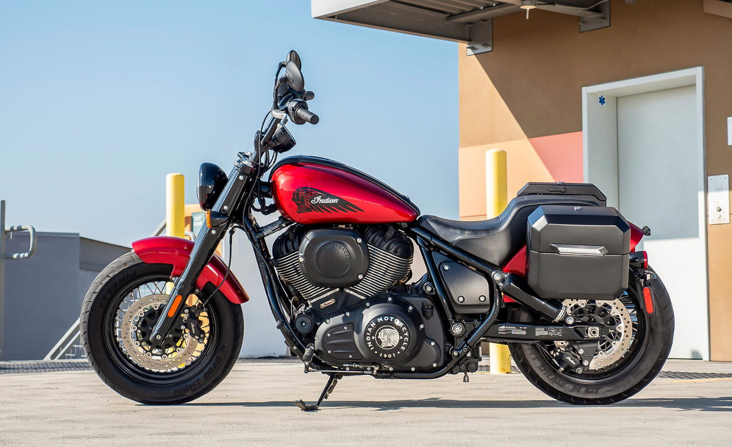 20L - Outlaw Quick-Mount Small Indian Super Chief Limited Matte Hard Alforjas
