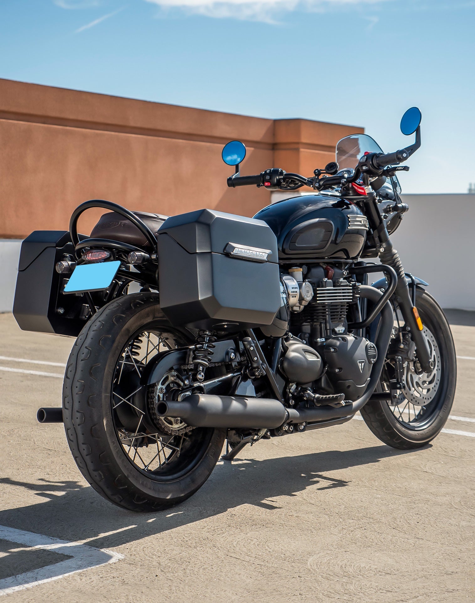 20L - Outlaw Quick-Mount Small Triumph Bonneville T100 Matte Hard Alforjas