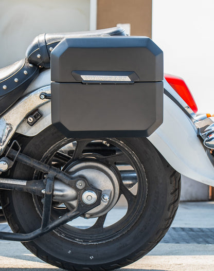 20L - Outlaw Quick-Mount Small Suzuki Boulevard C50 VL800 Matte Hard Alforjas