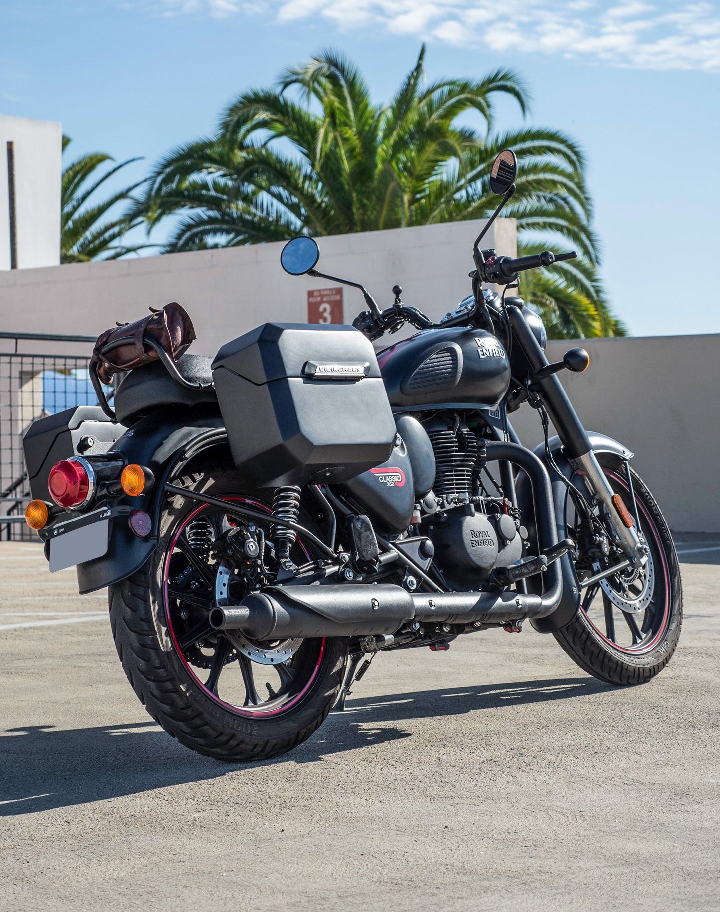 20L - Outlaw Quick-Mount Small Royal Enfield Classic 350 Matte Hard Alforjas
