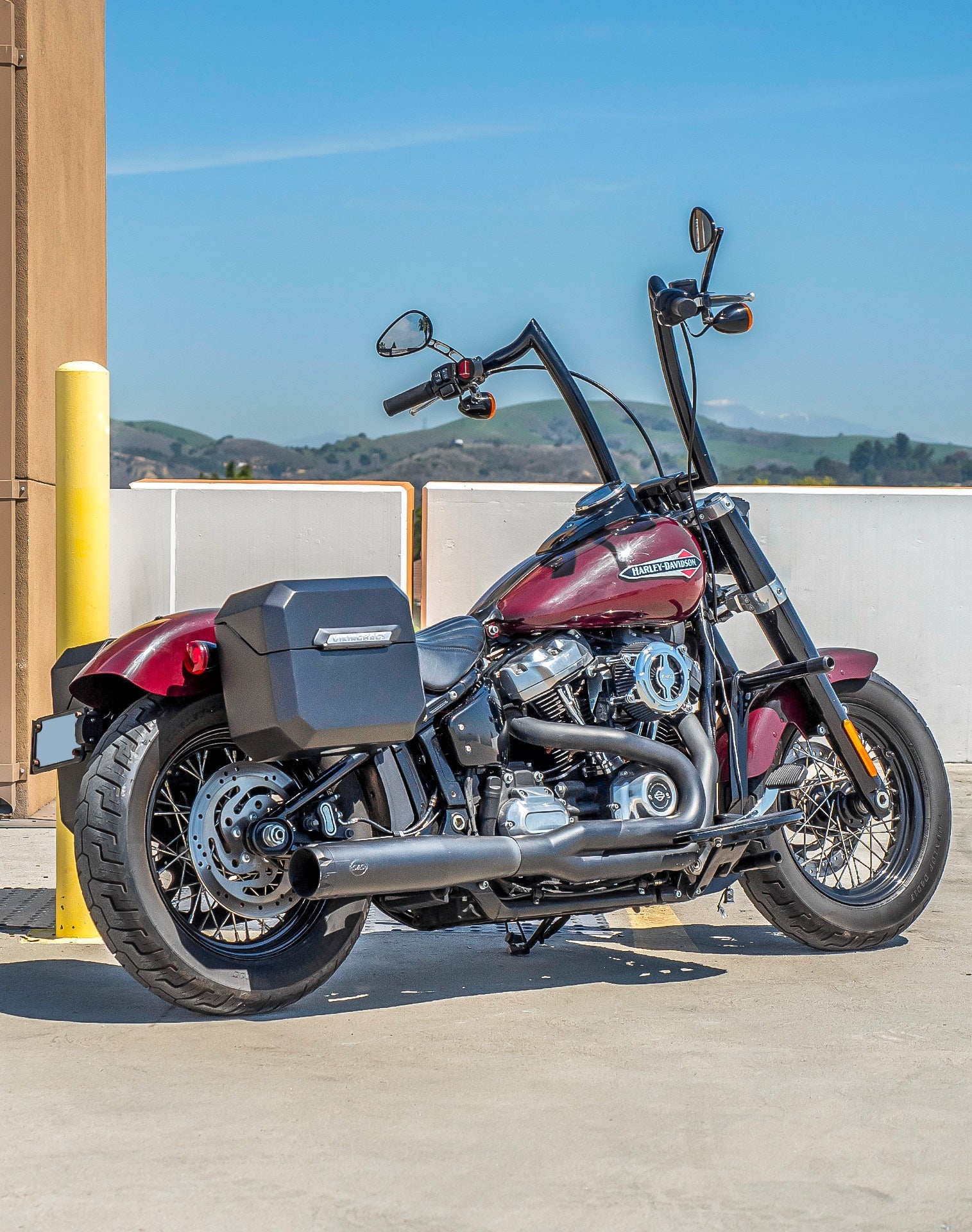 20L - Outlaw Quick-Mount Small Harley Softail Standard FXST Matte Hard Alforjas