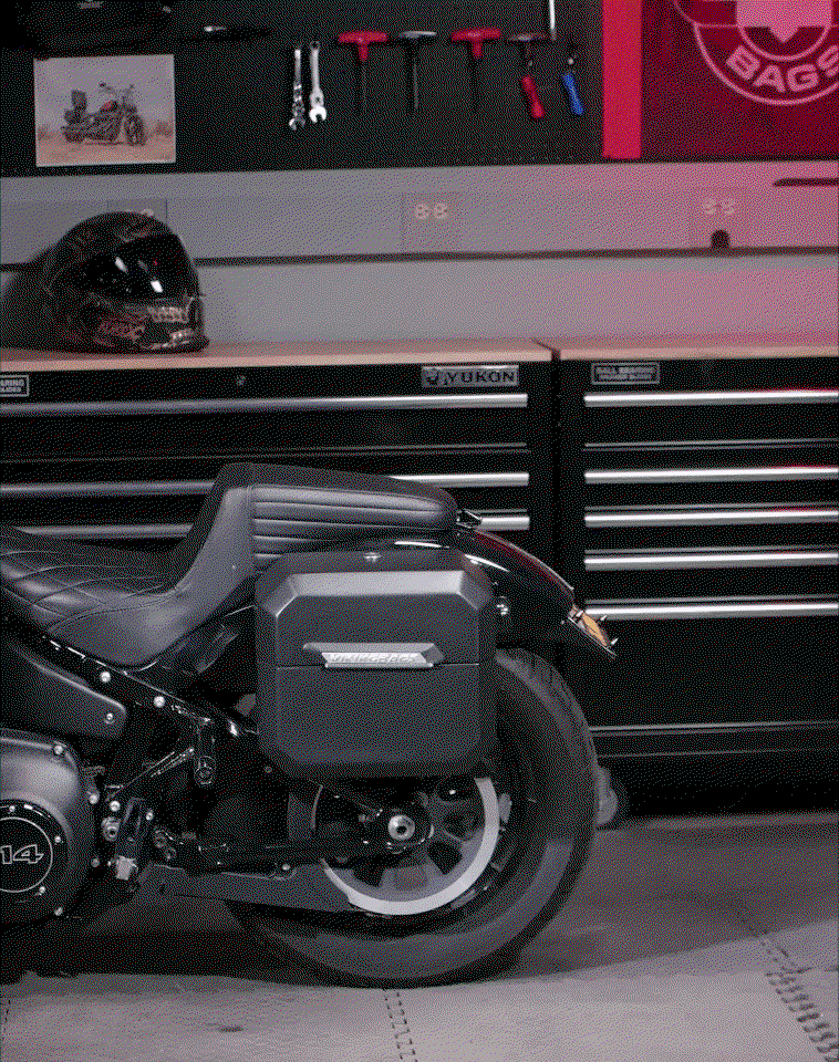 20L - Outlaw Quick-Mount Small Harley Softail Sport Glide Matte Hard Alforjas