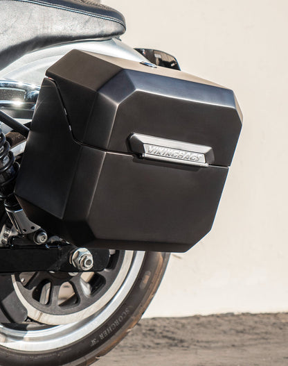 20L - Outlaw Quick-Mount Small Harley Dyna Low Rider FXDL Matte Hard Alforjas