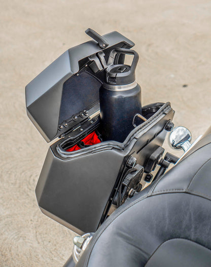 20L - Outlaw Quick-Mount Small Harley Dyna Fat Bob FXDF Matte Hard Alforjas