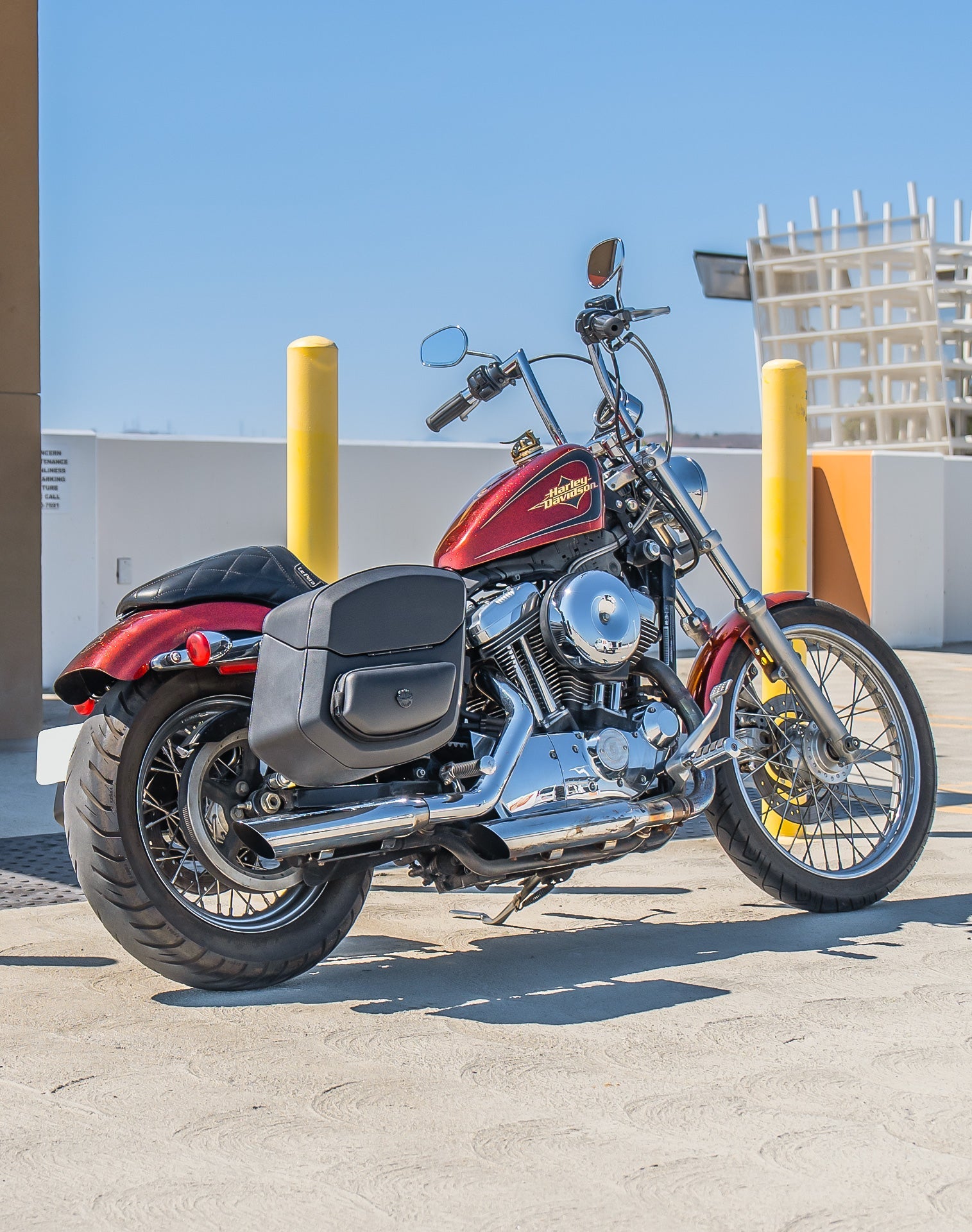 24L - Ironclad Quick-Mount Medium Harley Sportster Seventy Two XL1200V Leather Wrapped Hard Alforjas