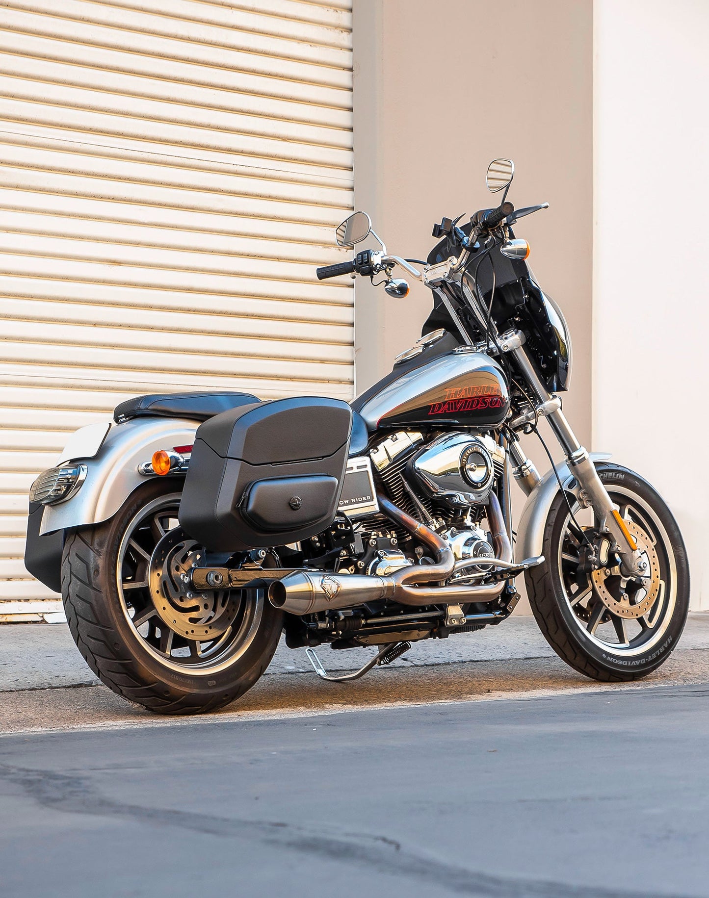 24L - Ironclad Quick-Mount Medium Harley Dyna Low Rider FXDL Leather Wrapped Hard Alforjas