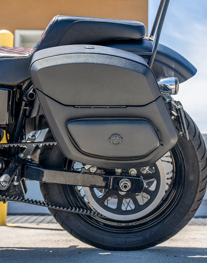 24L - Ironclad Quick-Mount Medium Harley Dyna Street Bob FXDB Leather Wrapped Hard Alforjas