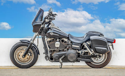 24L - Ironclad Quick-Mount Medium Harley Dyna Fat Bob FXDF Leather Wrapped Hard Alforjas