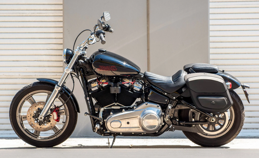 24L - Ironclad Quick-Mount Medium Harley Softail Standard FXST Leather Wrapped Hard Alforjas