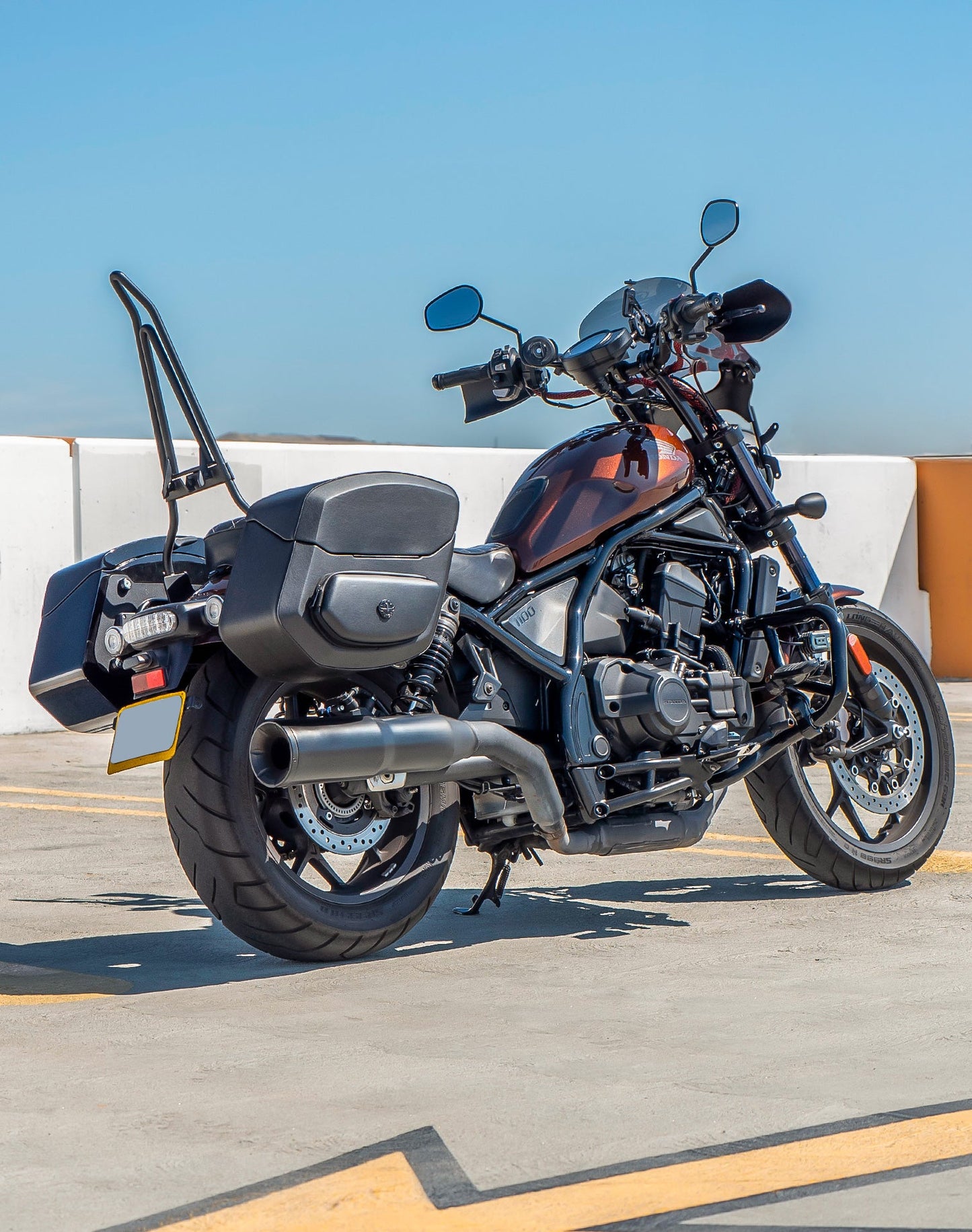 24L - Ironclad Quick-Mount Medium Honda Rebel 1100 Leather Wrapped Hard Alforjas