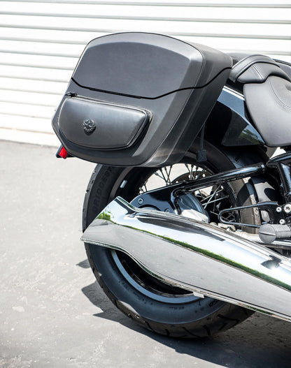 24L - Ironclad Quick-Mount Medium BMW R18 Leather Wrapped Hard Alforjas