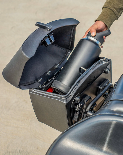 24L - Ironclad Quick-Mount Medium BMW R18 Leather Wrapped Hard Alforjas