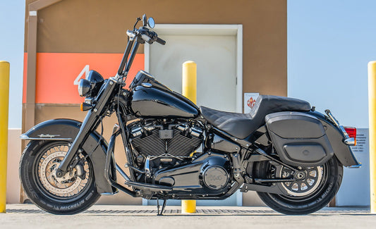24L - Ironclad Quick-Mount Medium Harley Softail Heritage FLHC/S Leather Wrapped Hard Alforjas