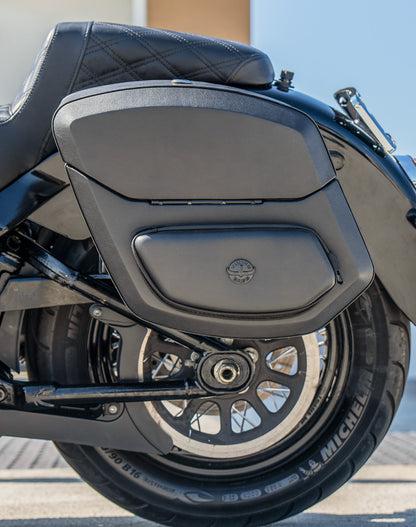 24L - Ironclad Quick-Mount Medium Harley Softail Heritage FLHC/S Leather Wrapped Hard Alforjas