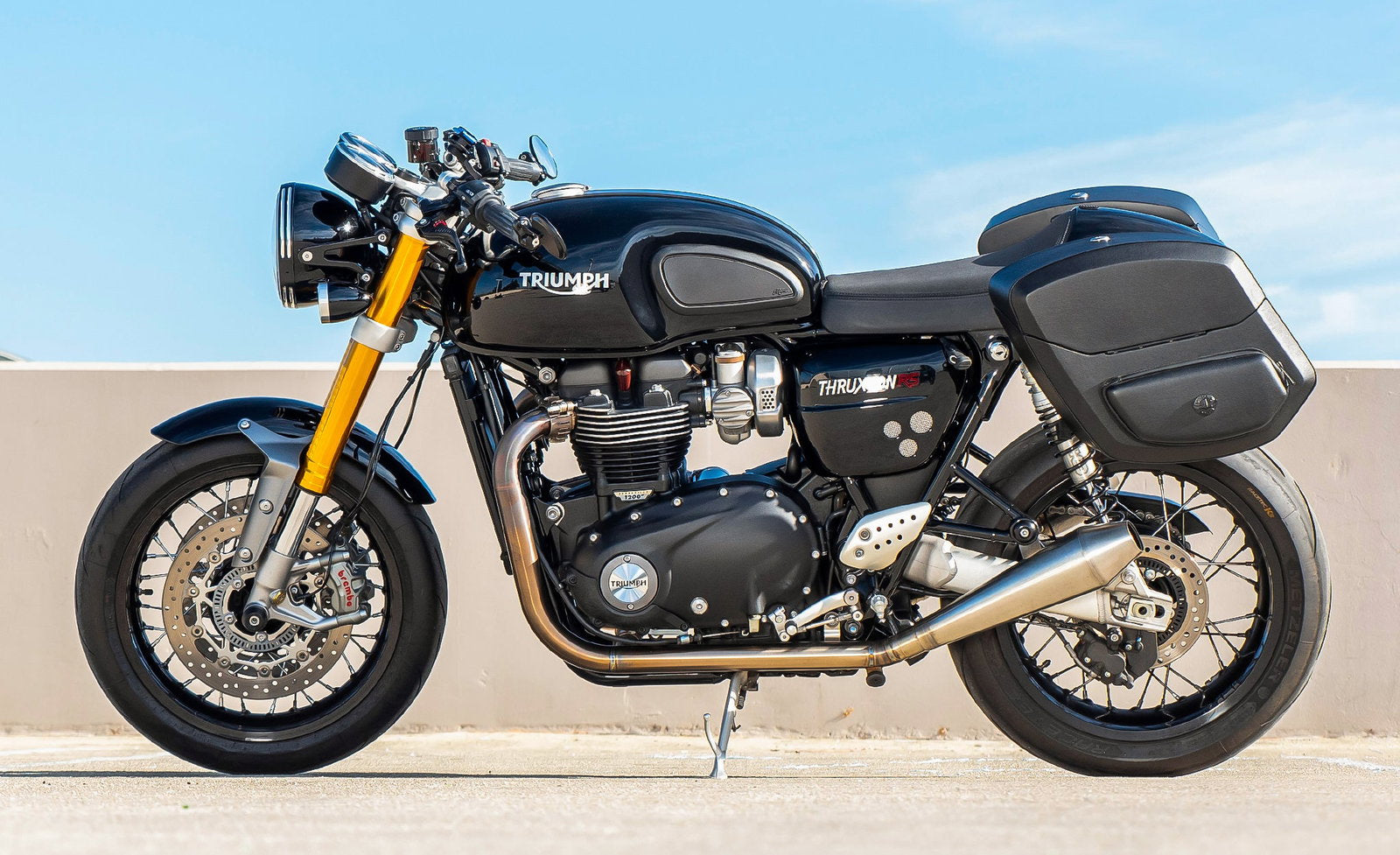 24L - Ironclad Quick-Mount Medium Triumph Thruxton RS Leather Wrapped Hard Alforjas