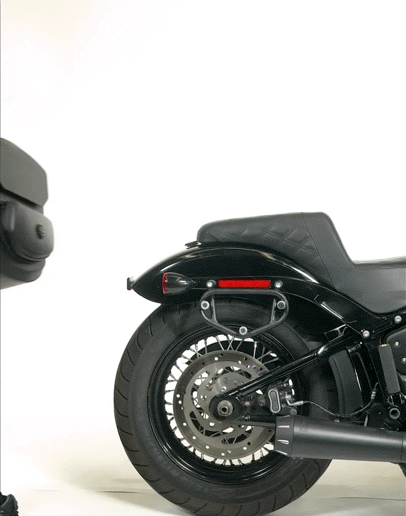 24L - Ironclad Quick-Mount Medium Kawasaki Vulcan 900 Custom Leather Wrapped Hard Alforjas