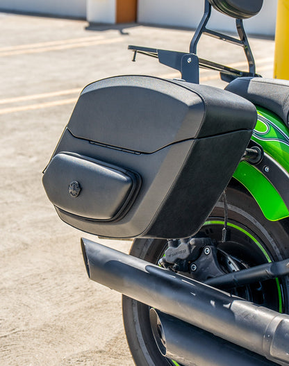 24L - Ironclad Quick-Mount Medium Kawasaki Vulcan 900 Custom Leather Wrapped Hard Alforjas