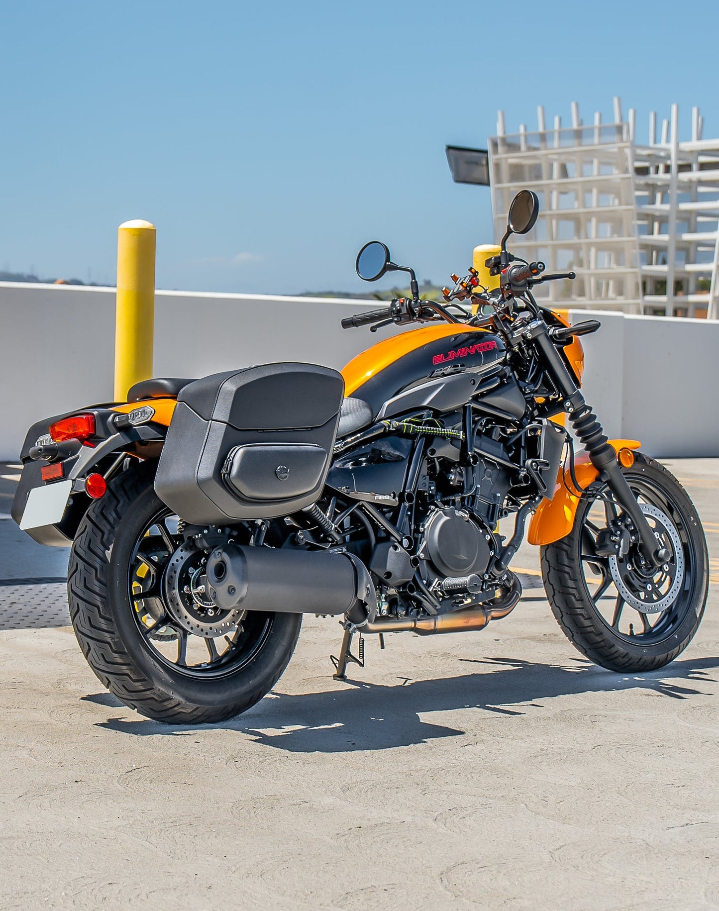 24L - Ironclad Quick-Mount Medium Kawasaki Eliminator 450 Leather Wrapped Hard Alforjas