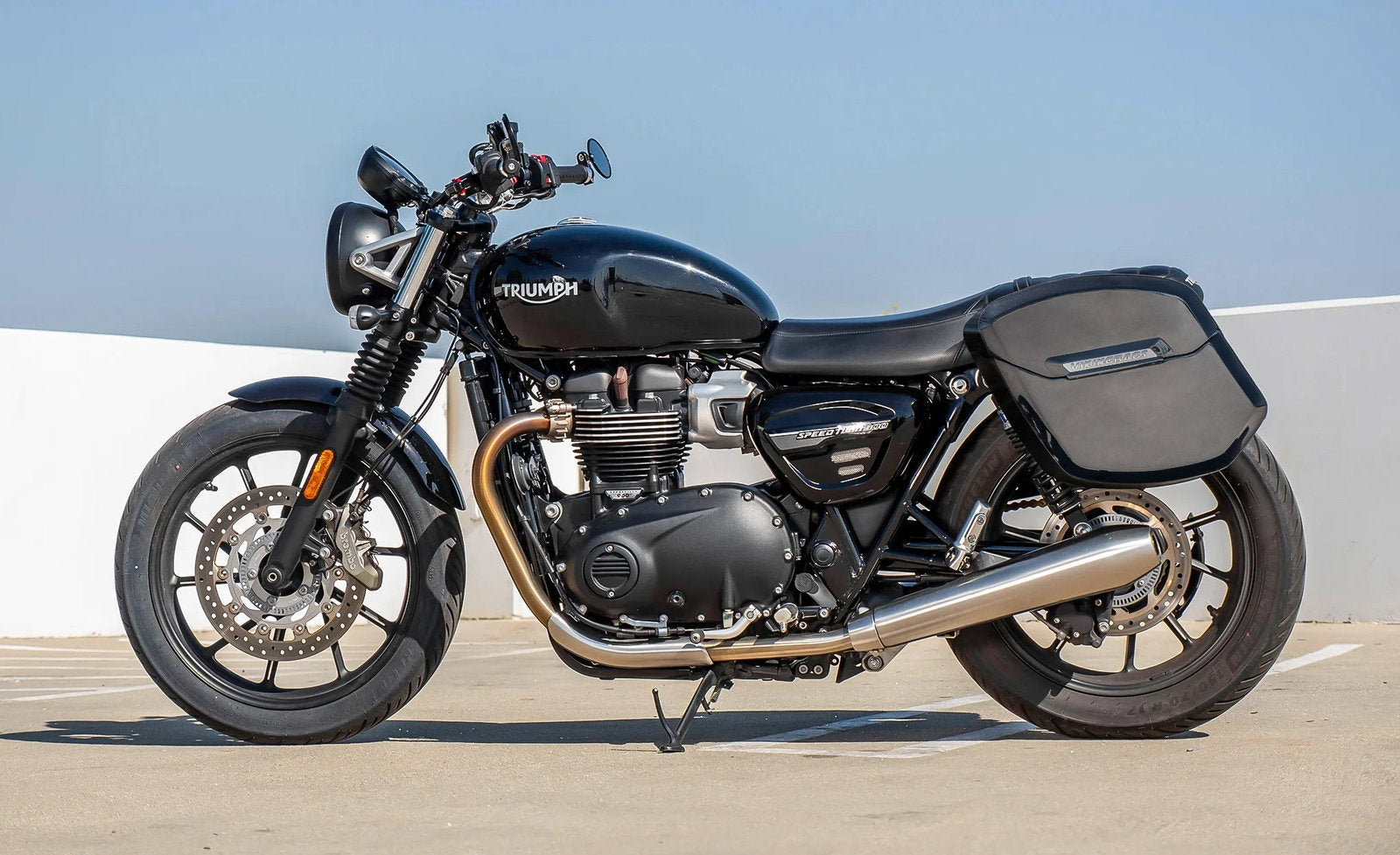 24L - Ironclad Quick-Mount Medium Triumph Speed Twin 900 Painted Hard Alforjas