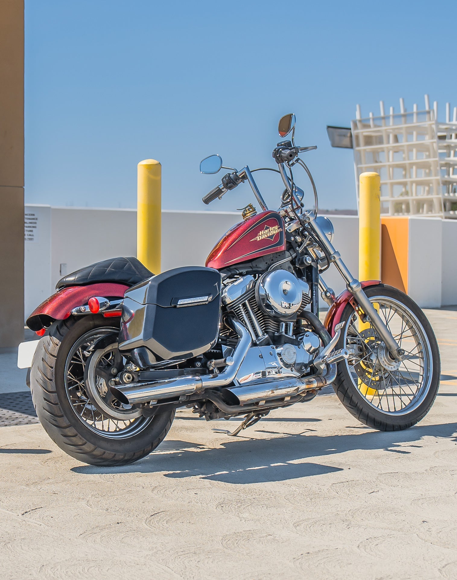 24L - Ironclad Quick-Mount Medium Harley Sportster Seventy Two 72 XL1200V Painted Hard Alforjas