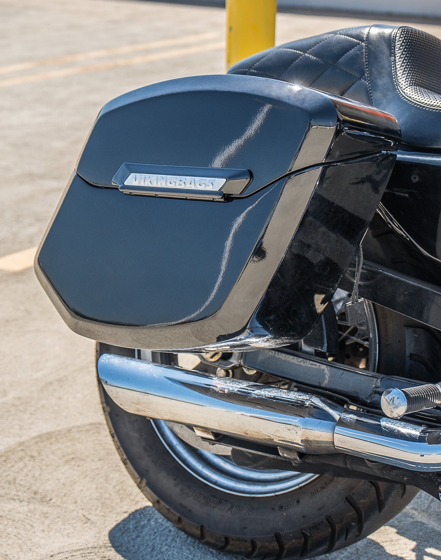 24L - Ironclad Quick-Mount Medium Harley Sportster Seventy Two 72 XL1200V Painted Hard Alforjas