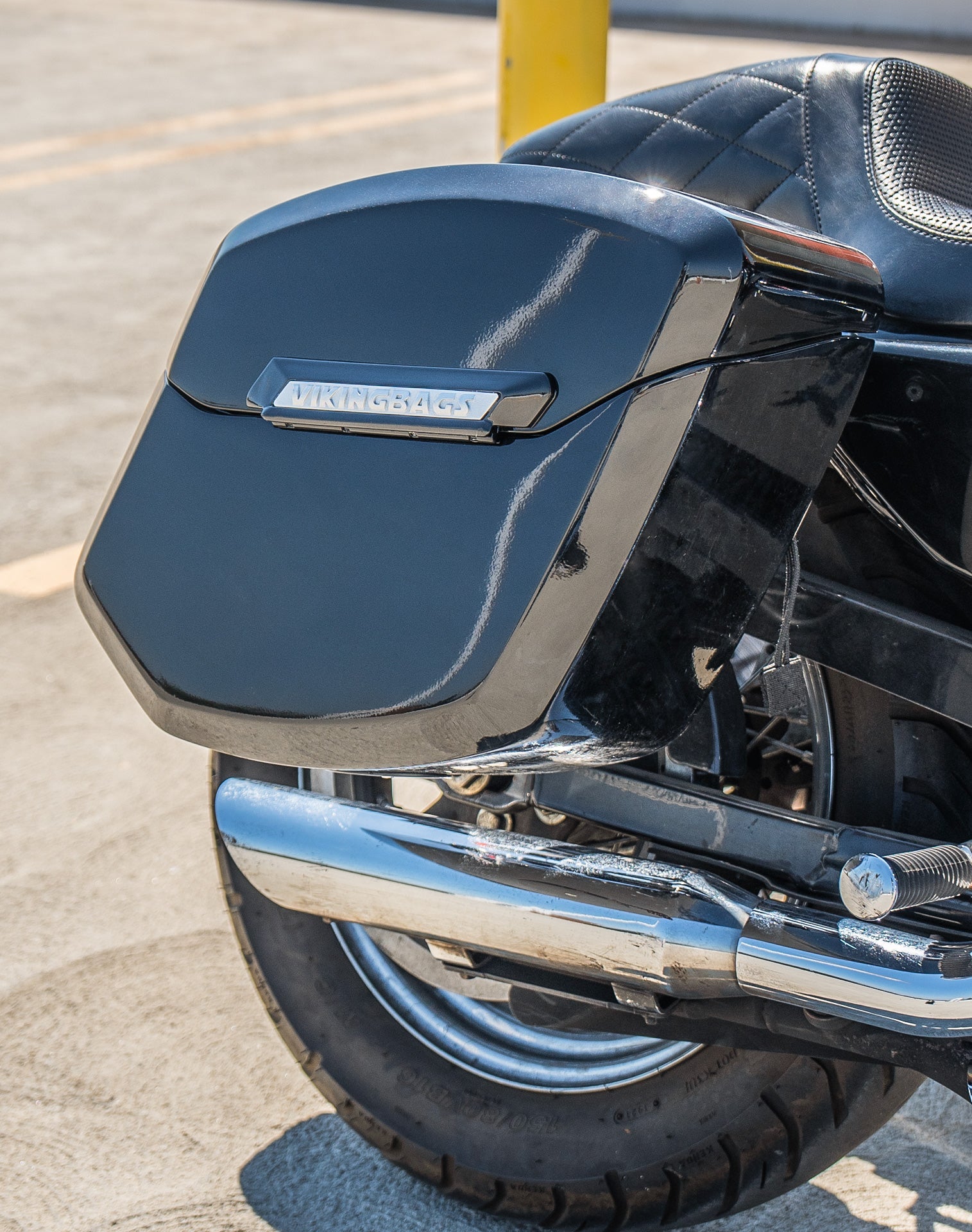 24L - Ironclad Quick-Mount Medium Harley Sportster Seventy Two 72 XL1200V Painted Hard Alforjas