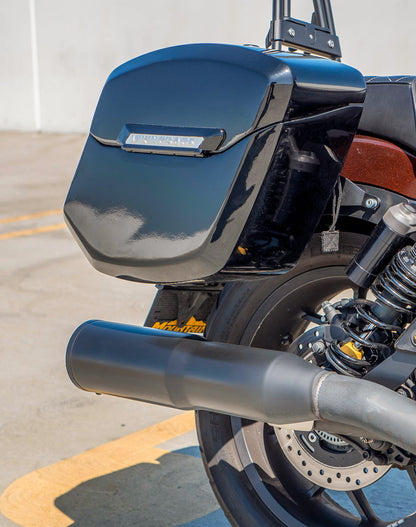 24L - Ironclad Quick-Mount Medium Honda Rebel 1100 Painted Hard Alforjas