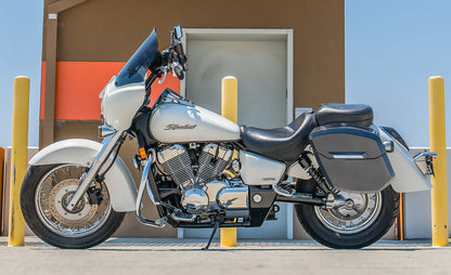 24L - Ironclad Quick-Mount Medium Honda 750 Shadow Aero Painted Hard Alforjas