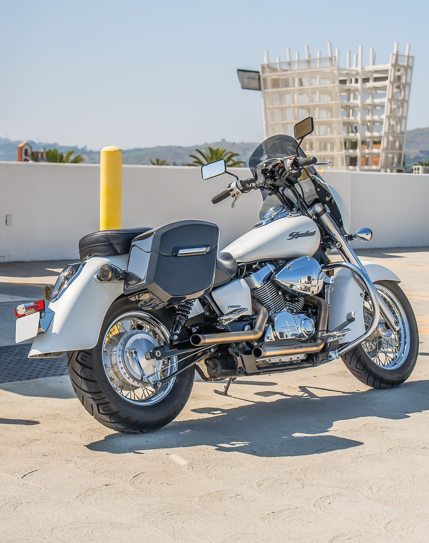 24L - Ironclad Quick-Mount Medium Honda 750 Shadow Aero Painted Hard Alforjas